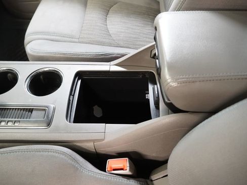 Used 2016 Chevrolet Traverse LS FWD image 23