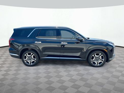 Used 2025 Hyundai Palisade Limited FWD image 4