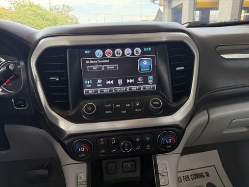 Used 2019 GMC Acadia SLT AWD/4WD image 16