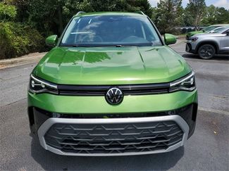 New 2025 Volkswagen Taos SE video 2