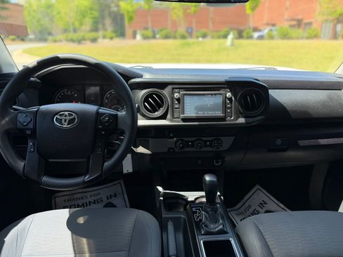Used 2019 Toyota Tacoma SR w/ SR Convenience Package RWD image 20