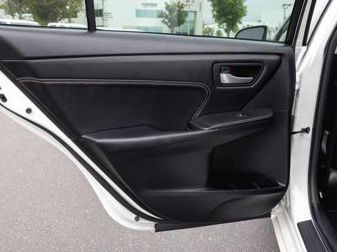 Used 2017 Toyota Camry XLE w/ Convenience Package FWD image 28