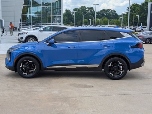 Used 2026 Kia Sportage EX FWD image 32
