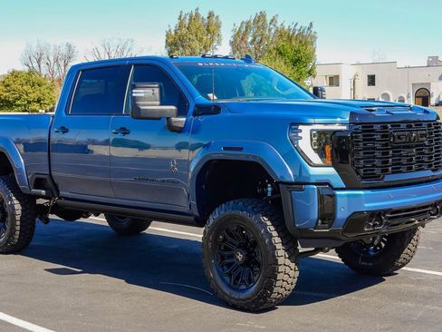 New 2026 GMC Sierra 2500 Denali w/ Denali Reserve Package image 7