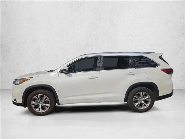 Used 2015 Toyota Highlander XLE FWD image 10