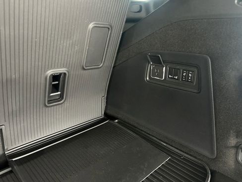 New 2026 Cadillac Escalade Luxury w/ Touring Package image 17