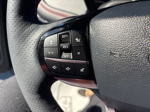 Used 2025 Ford Explorer ST-Line RWD image 21