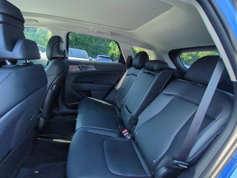 New 2026 Kia Sportage SX image 10