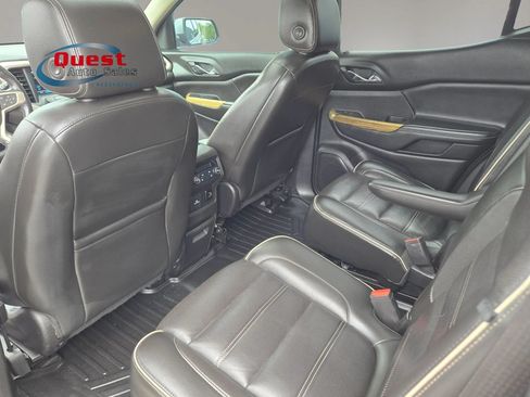 Used 2018 GMC Acadia Denali AWD/4WD image 42