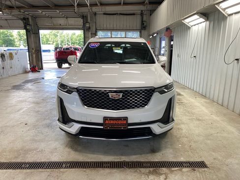 Used 2024 Cadillac XT6 Luxury w/ LPO, Floor Liner Package AWD/4WD image 4