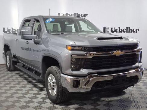 Used 2026 Chevrolet Silverado 2500 LT w/ All Star Edition AWD/4WD image 1