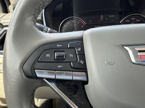 Certified 2022 Cadillac XT6 Premium Luxury w/ LPO, Floor Liner Package image 28