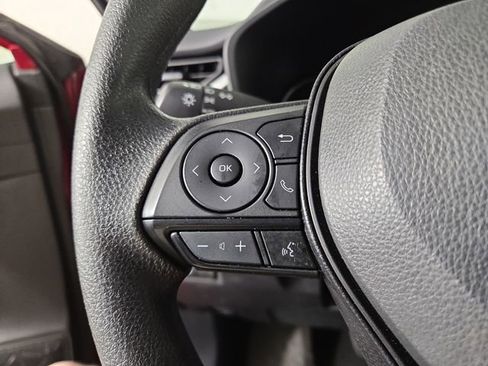 Used 2025 Toyota RAV4 XLE image 22