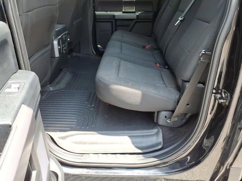 Used 2018 Ford F150 XLT w/ Equipment Group 302A Luxury AWD/4WD image 16