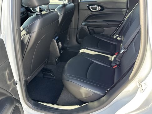 New 2026 Jeep Compass Limited image 24
