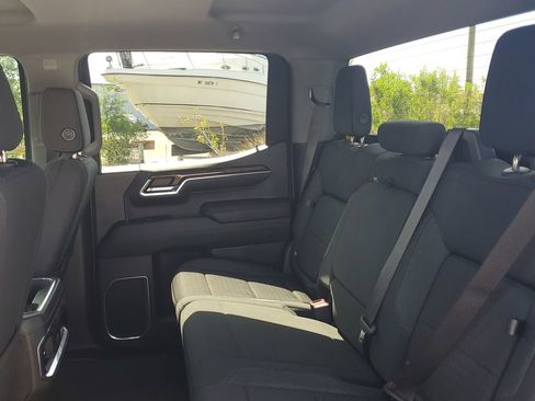 Used 2022 GMC Sierra 1500 Elevation RWD image 11