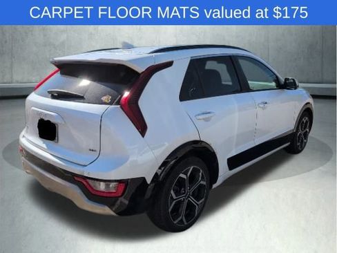 Used 2023 Kia Niro EX Touring image 6
