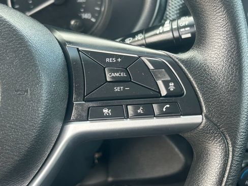 Used 2021 Nissan Kicks SV FWD image 19