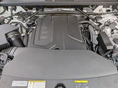 New 2025 Audi Q5 Premium Plus image 17