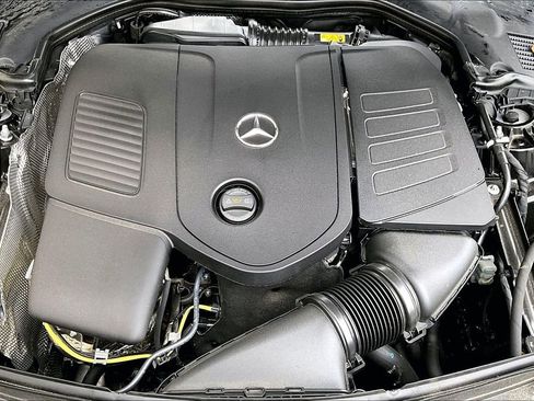 Used 2026 Mercedes-Benz C 300 4MATIC Sedan image 9