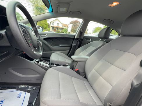 Used 2018 Kia Forte LX FWD image 10