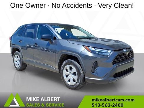 Used 2023 Toyota RAV4 LE AWD/4WD image 1
