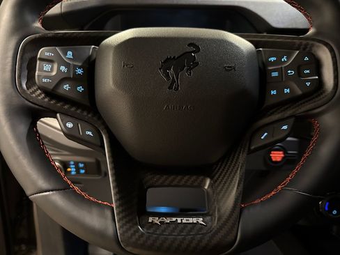 New 2025 Ford Bronco Raptor image 9