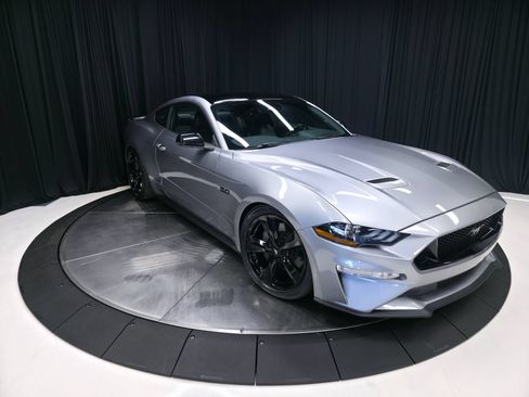 Used 2022 Ford Mustang GT Premium w/ Black Accent Package RWD image 15