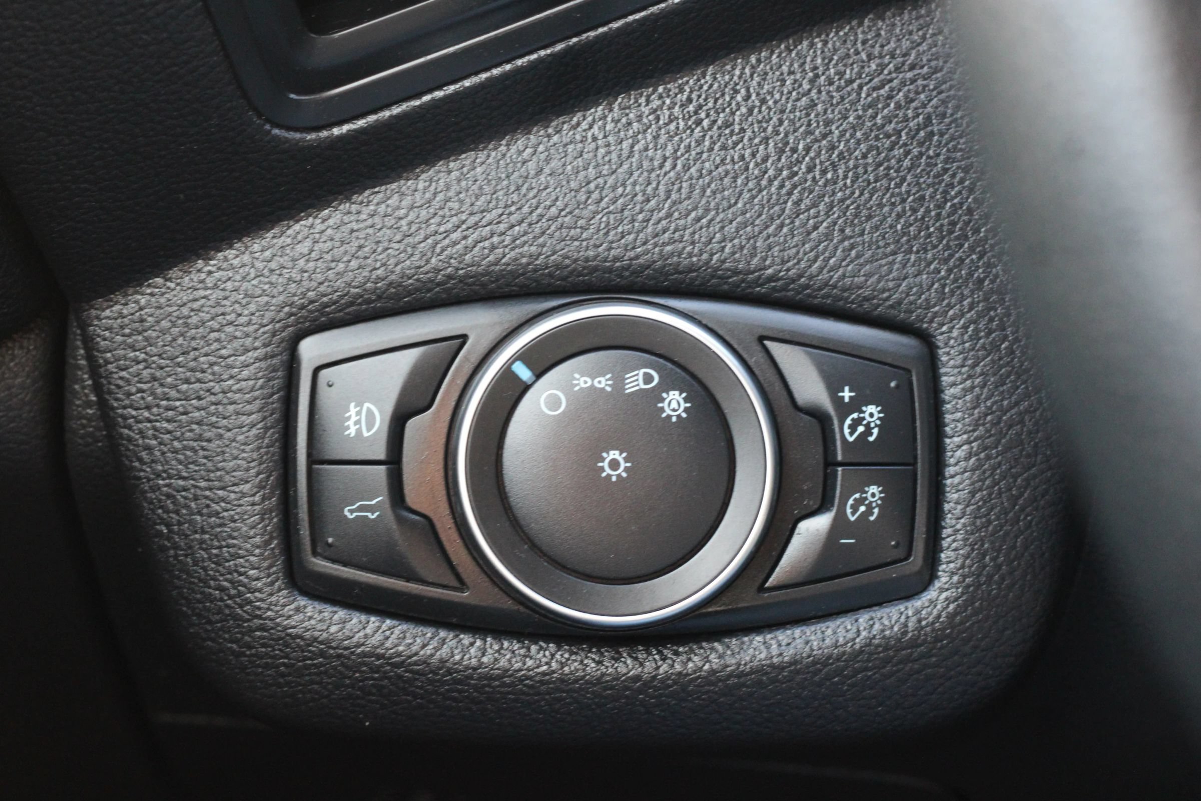 Used 2019 Ford Escape SE AWD/4WD image 20