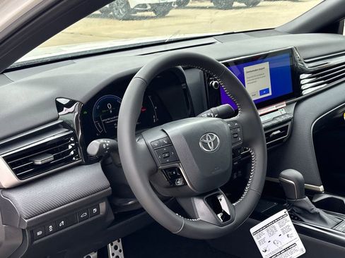 New 2026 Toyota Camry SE w/ Multimedia Upgrade Package FWD image 7