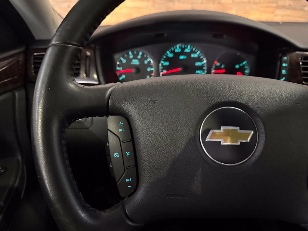 Used 2012 Chevrolet Impala LT FWD image 15