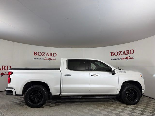 Used 2020 Chevrolet Silverado 1500 High Country w/ Technology Package AWD/4WD image 19