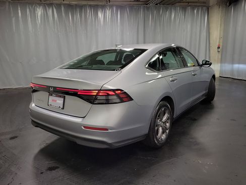 Used 2023 Honda Accord EX image 8