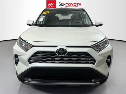 Used 2020 Toyota RAV4 Limited FWD image 10