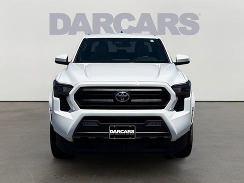 Certified 2026 Toyota Tacoma SR5 AWD/4WD image 2