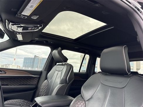 Used 2023 Jeep Grand Cherokee Summit w/ Adv Protech Group IV image 22