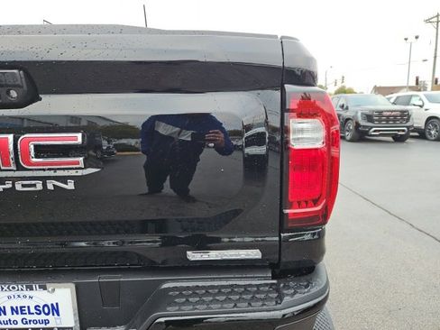 New 2026 GMC Canyon Elevation w/ Convenience Package image 10