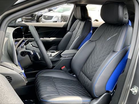 New 2026 Cadillac Optiq V AWD/4WD image 12