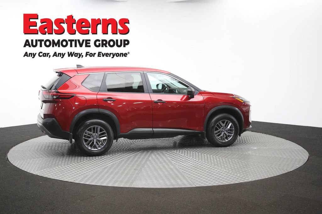 Used 2023 Nissan Rogue S AWD/4WD image 46