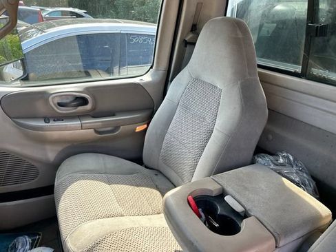Used 2002 Ford F150 XL RWD image 14