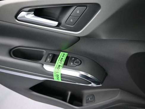 New 2026 Chevrolet Traverse LT w/ LPO, Floor Liner Package image 37