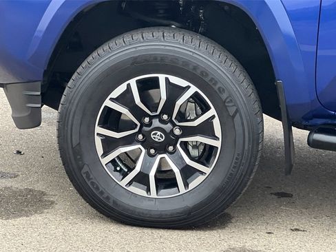 Certified 2023 Toyota Tacoma TRD Sport image 26