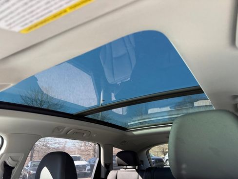 Certified 2024 Audi Q7 3.0T Prestige image 21