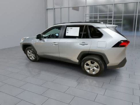 Used 2025 Toyota RAV4 XLE w/ Convenience Package image 12