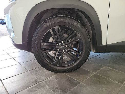 Used 2024 Chevrolet Trax ACTIV w/ Sunroof Package image 21