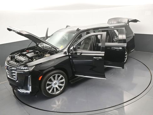 Used 2024 Cadillac Escalade ESV Premium Luxury Platinum AWD/4WD image 75