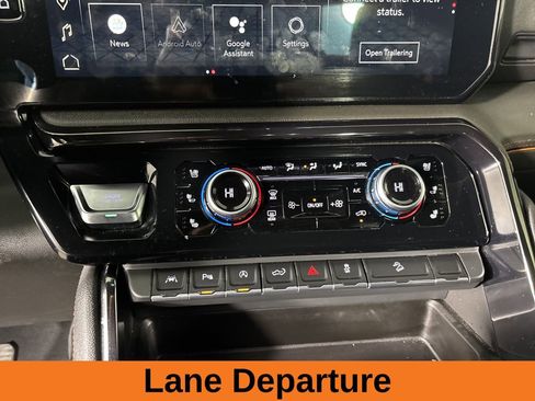 Used 2024 GMC Sierra 1500 AT4 w/ Technology Package image 20