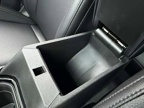 New 2026 Jeep Compass Limited image 33