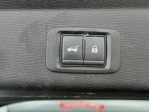 Used 2024 Mitsubishi Outlander SE AWD/4WD image 32