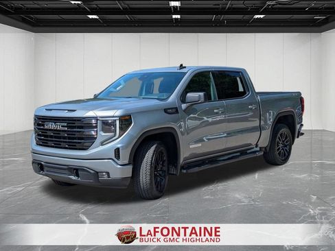Certified 2025 GMC Sierra 1500 Elevation w/ LPO, Elevation Black Package AWD/4WD image 1